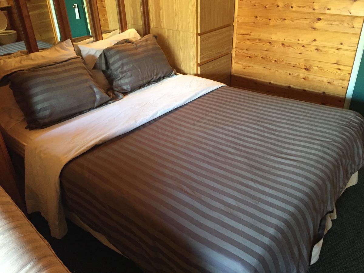 Falcon Lake Hotel Εξωτερικό φωτογραφία