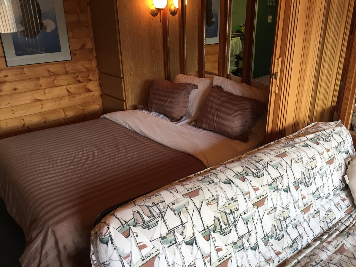 Falcon Lake Hotel Εξωτερικό φωτογραφία
