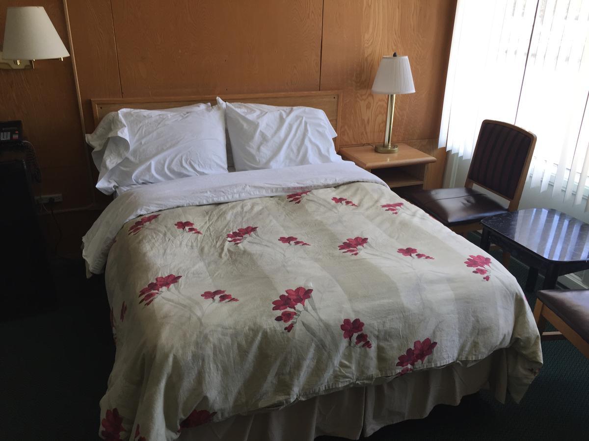Falcon Lake Hotel Εξωτερικό φωτογραφία