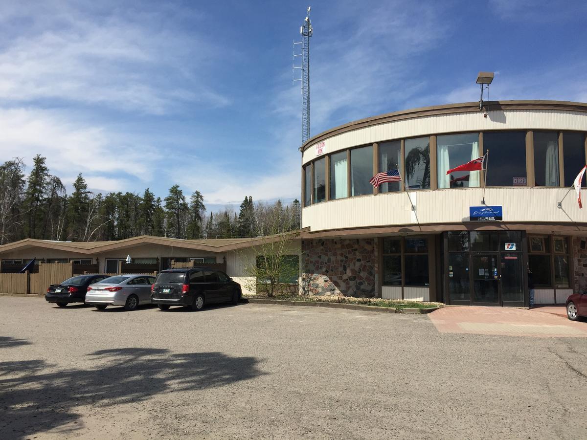 Falcon Lake Hotel Εξωτερικό φωτογραφία